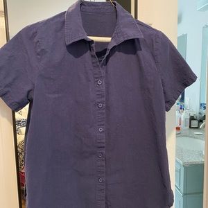Blue short sleeve linen button down shirt - size small